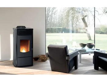 Poêle à granulés SILVER - Céramique Noir - 7KW Poêle à granulés SILVER - Céramique Noir - 7KW